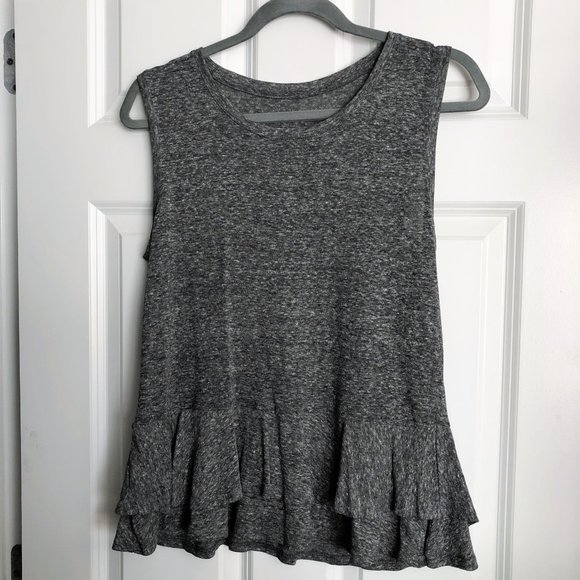 Gap Dark Gray Lightweight Ruffle Tank – Size M - Picture 1 of 4